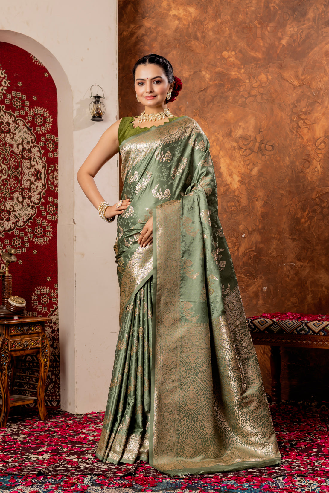 LIGHT GREEN BANARASI SILK SAREE