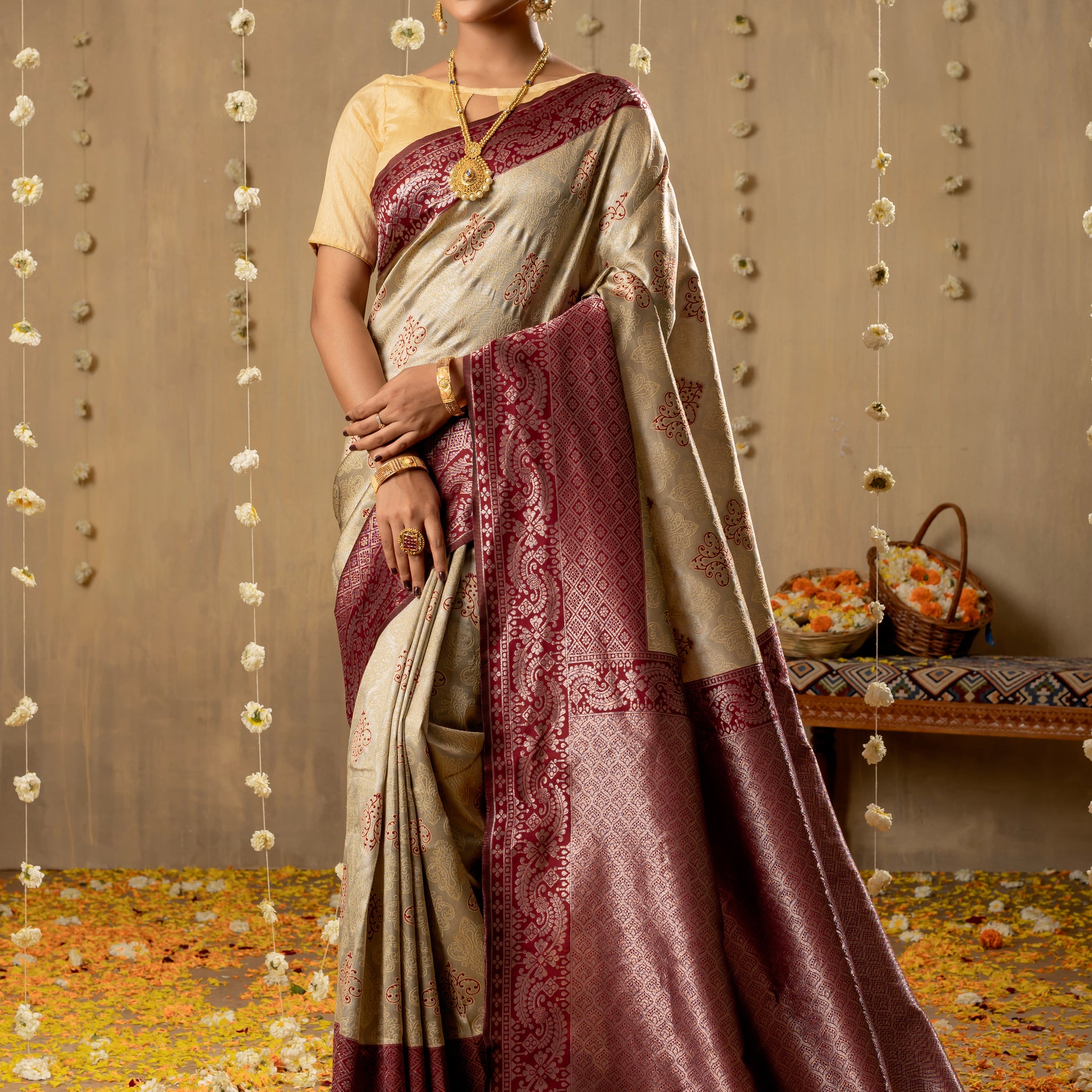OFF WHITE KANJIVARAM SILK SAREE