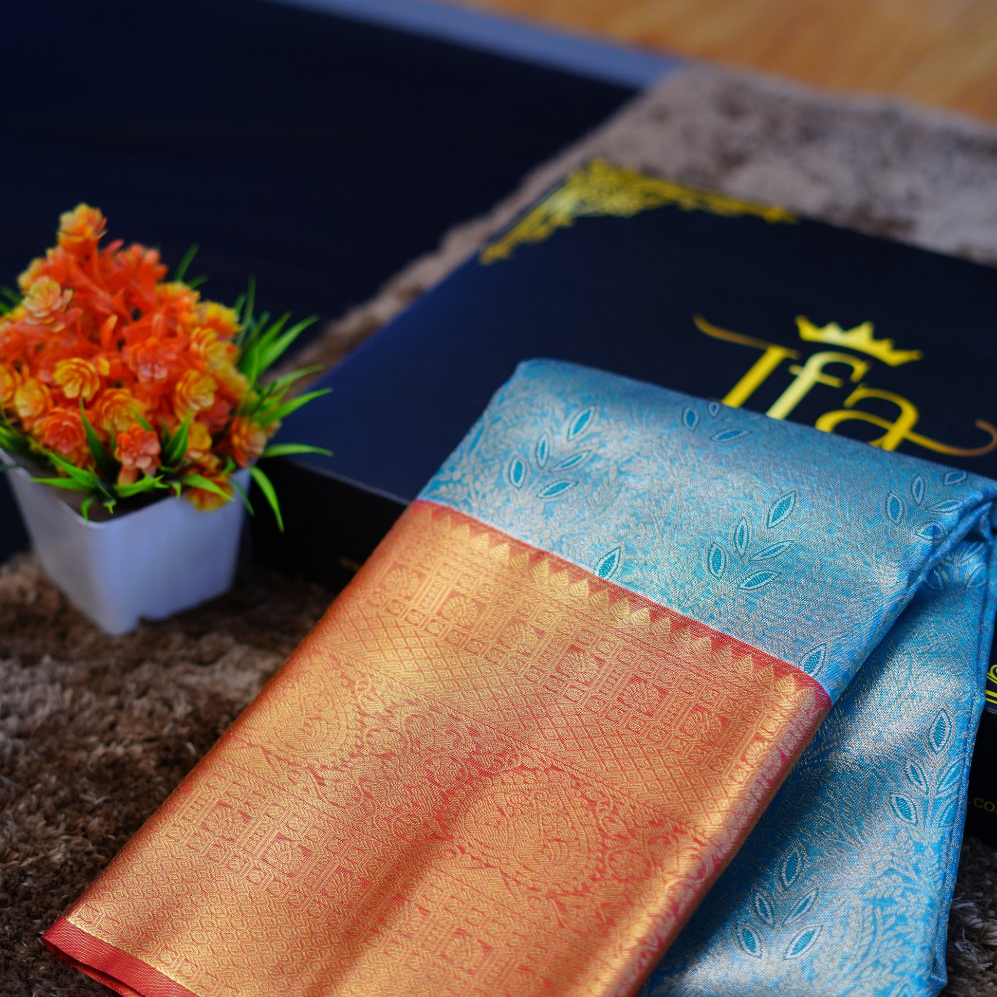 Kanjivaram zari woven silk saree