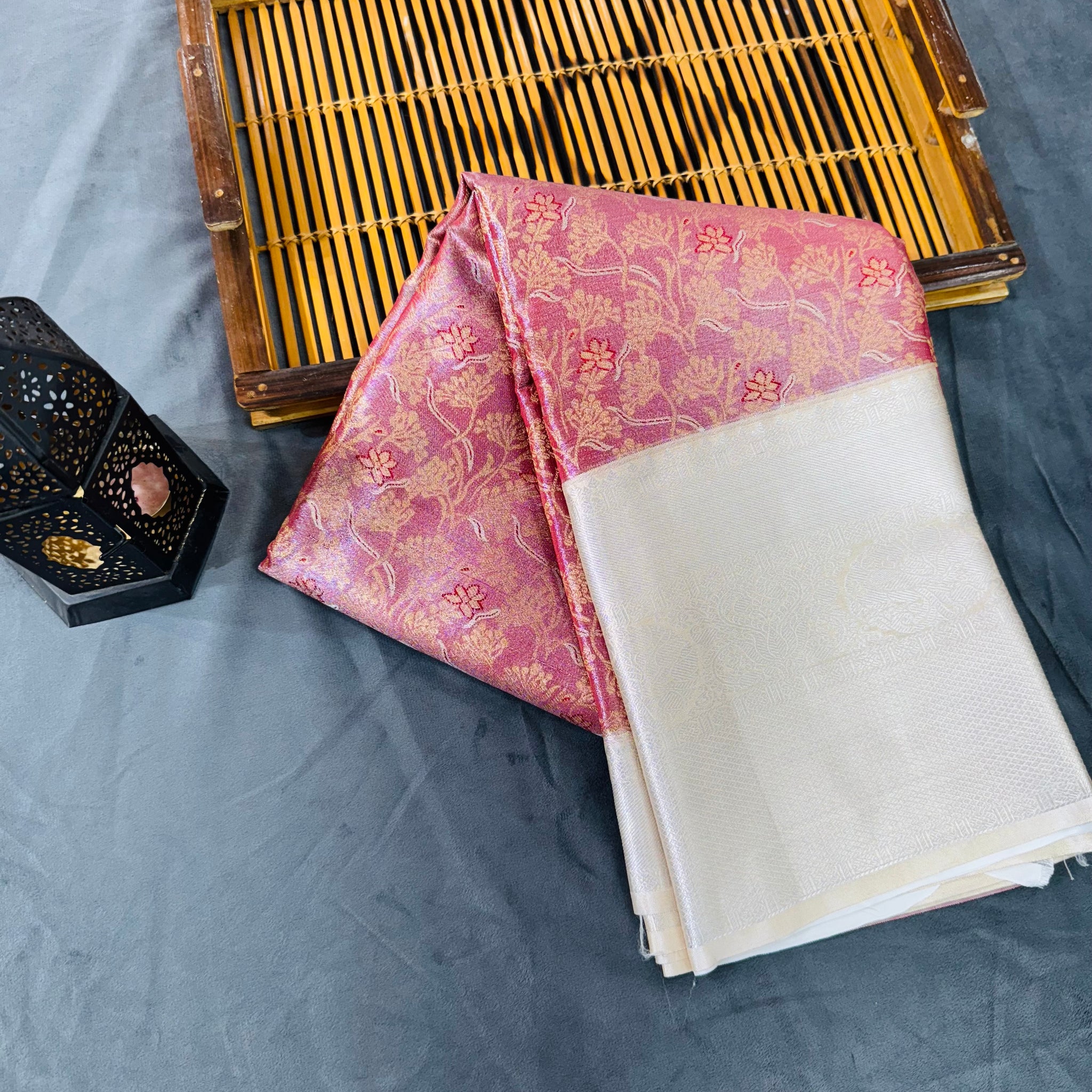 Kanjivaram zari woven silk saree